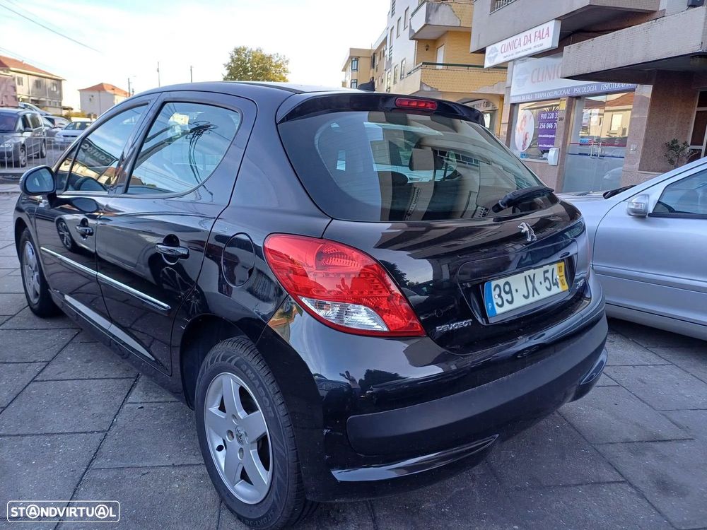 Peugeot 207 1.4 16V SE Millesim 200 Anos - 2