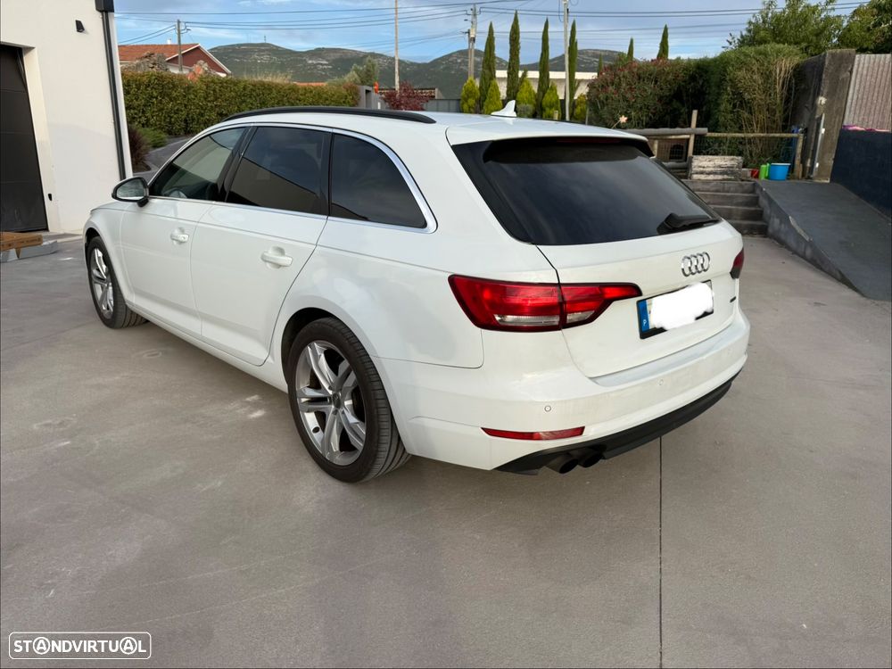 Audi A4 Avant 2.0 TDI S tronic quattro design - 1