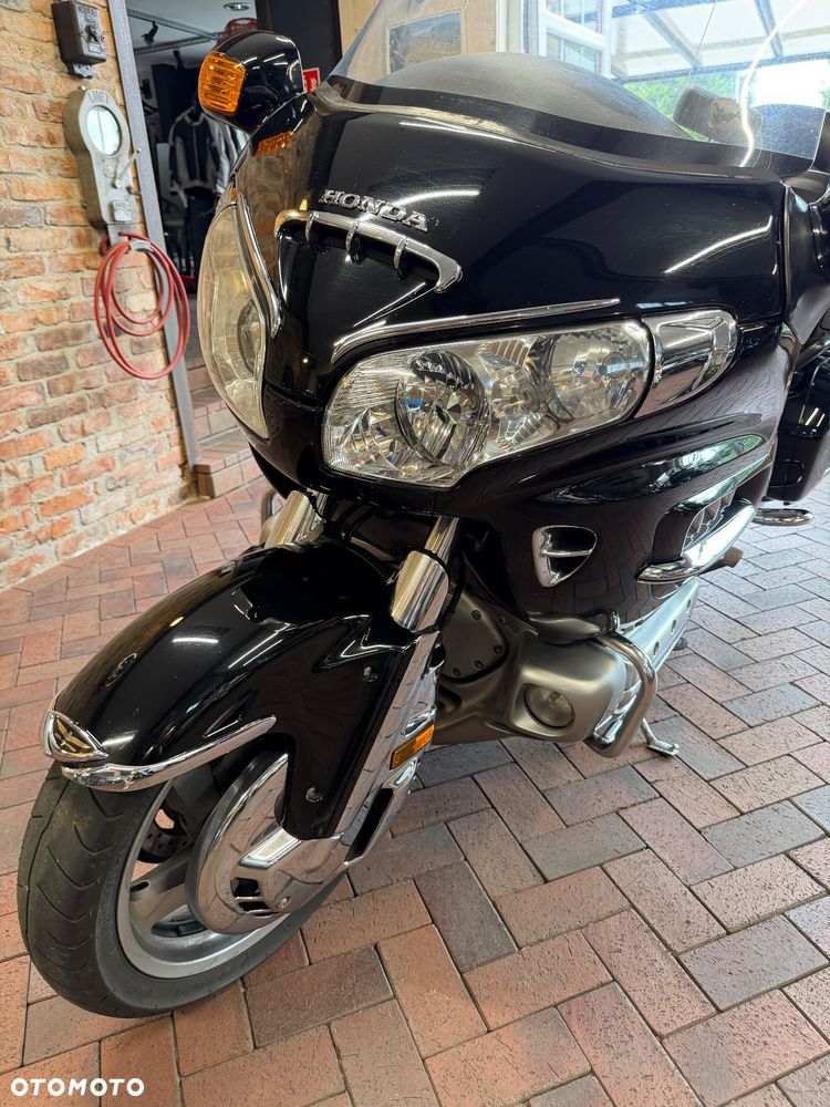 Honda GL - 11