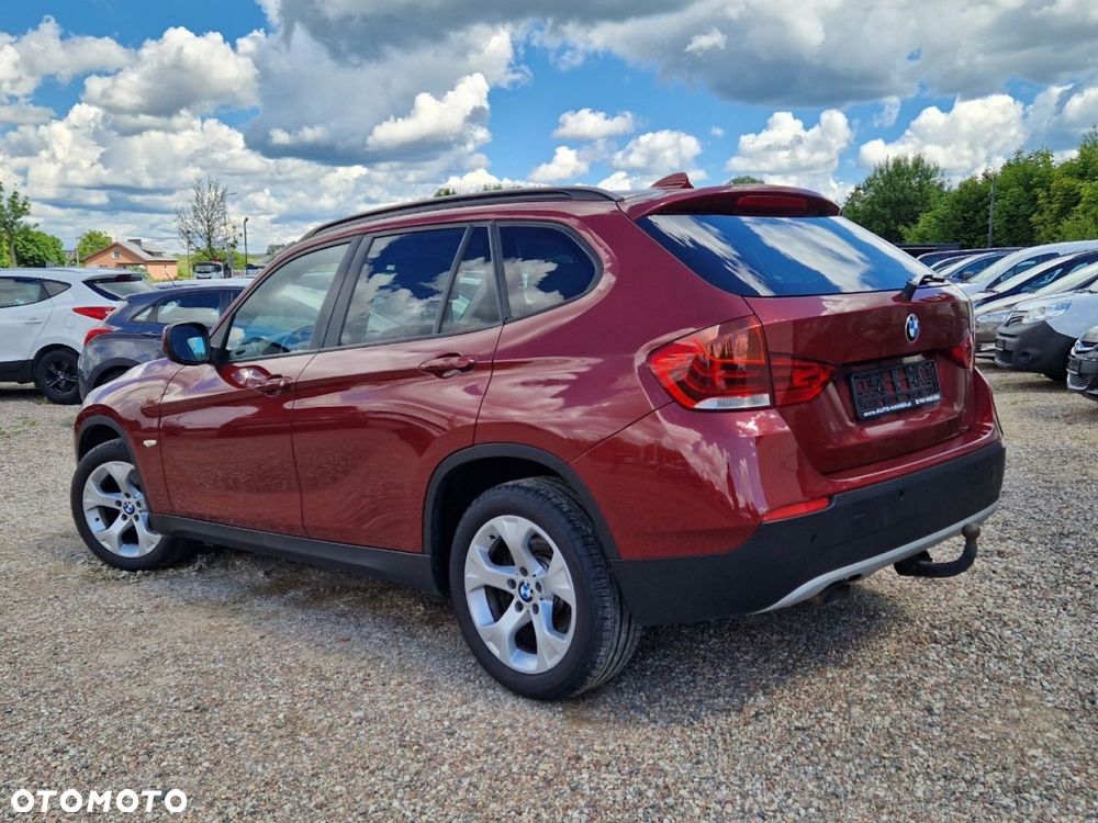 BMW X1 xDrive18d Sport Line - 4