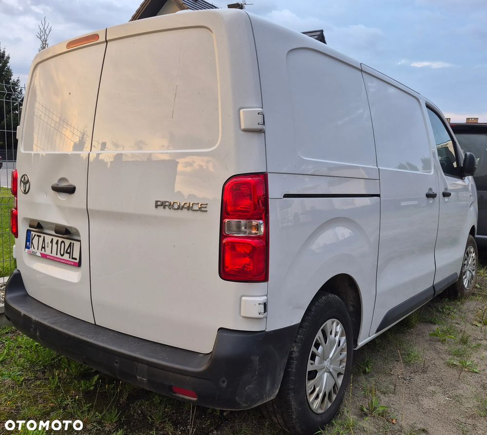 Toyota PROACE - 7