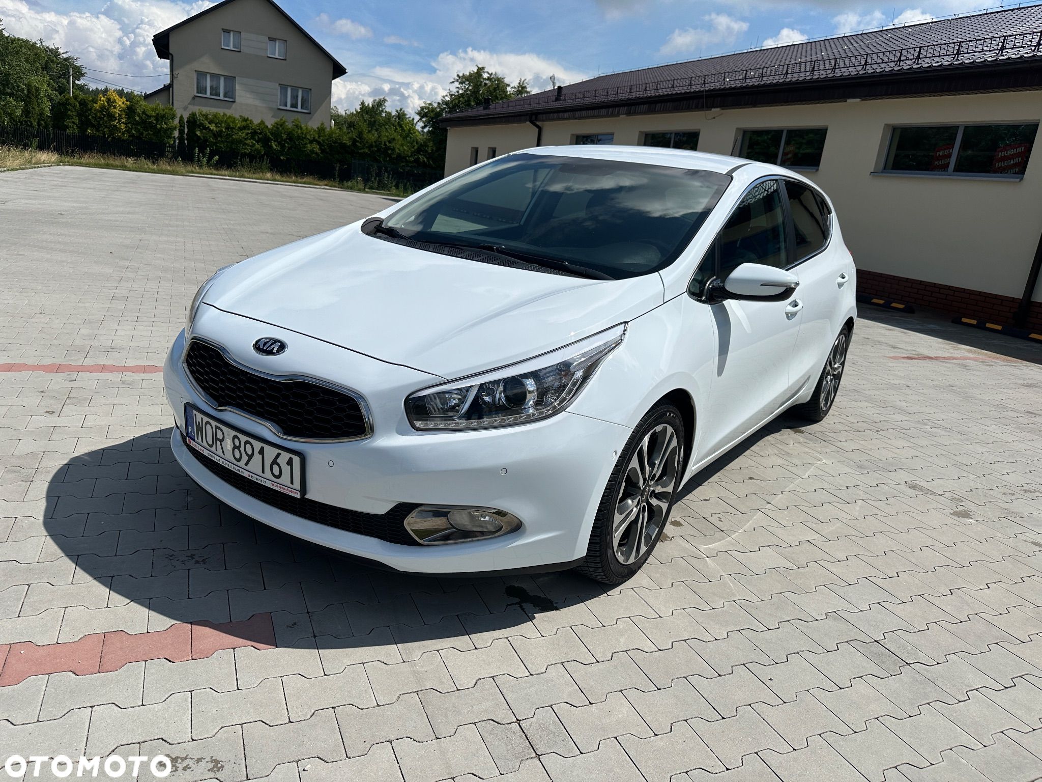 Kia Ceed 1.6 CRDi 128 Vision - 1