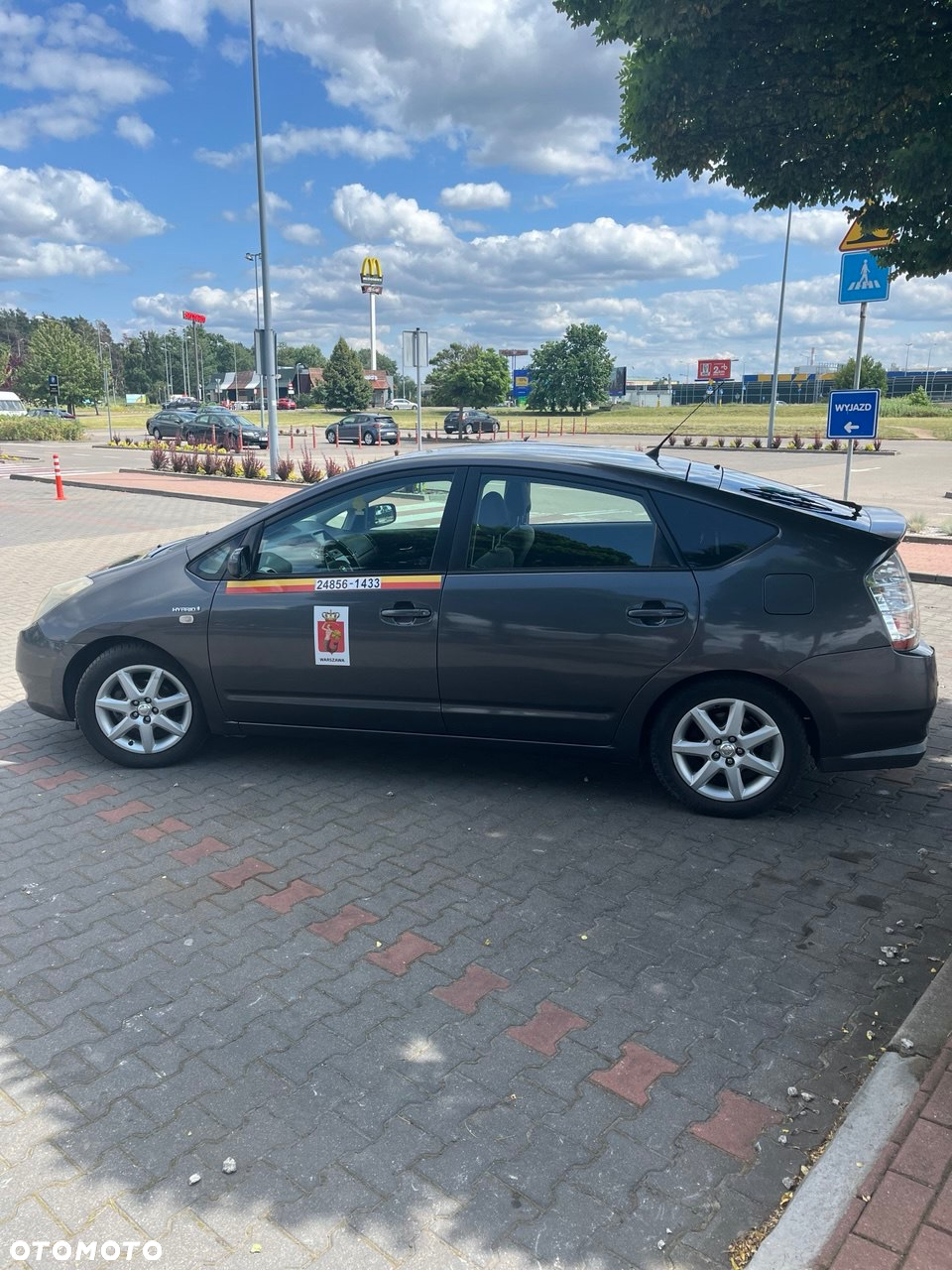Toyota Prius - 12