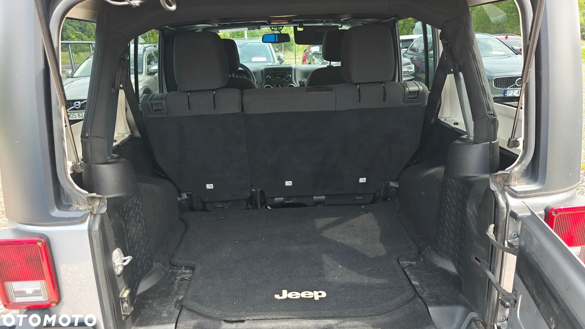 Jeep Wrangler 3.6 Unlim X - 22