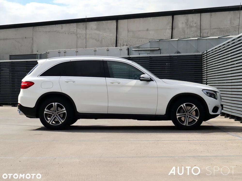 Mercedes-Benz GLC 220 d 4Matic 9G-TRONIC - 10