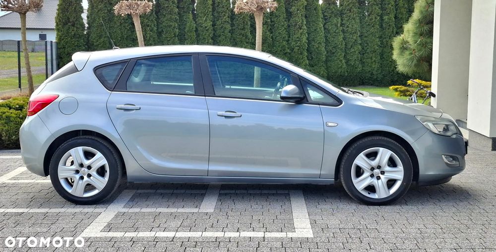 Opel Astra 1.4 T Cosmo - 8