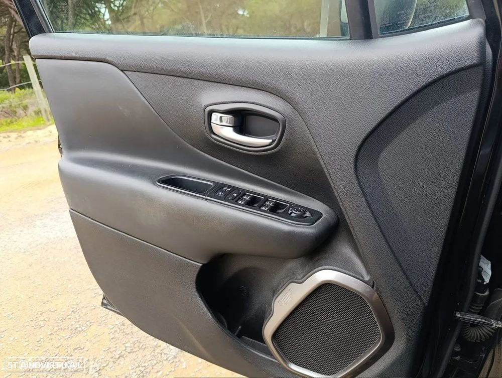 Jeep Renegade 1.6 MJD Limited DCT - 3