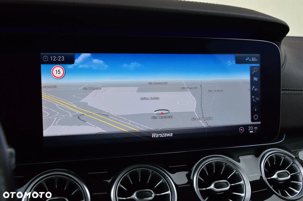 Mercedes-Benz Klasa E 400 4-Matic 9G-TRONIC - 28
