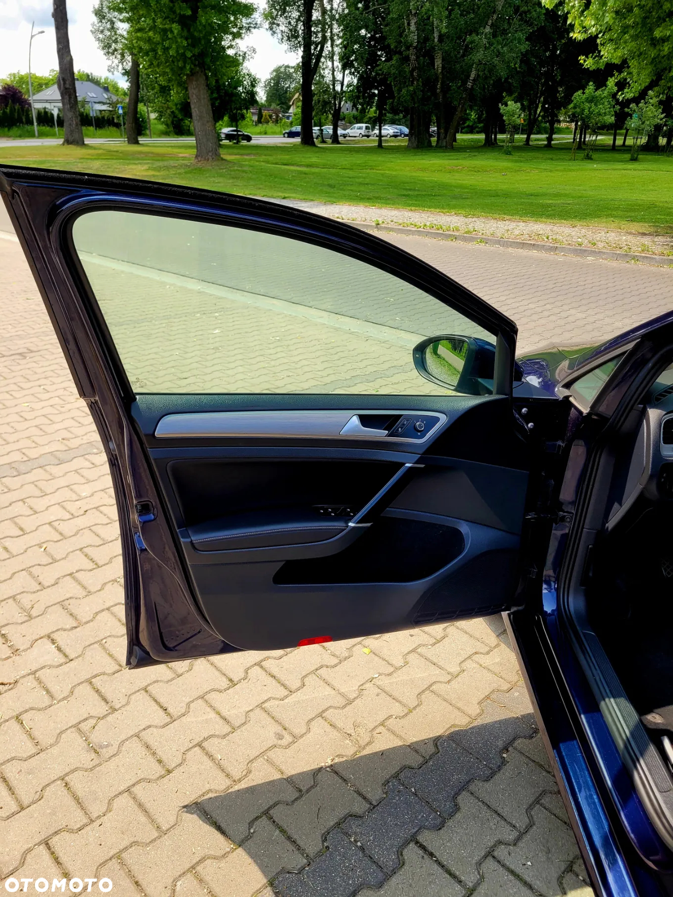 Volkswagen Golf 2.0 BlueTDI Highline - 22