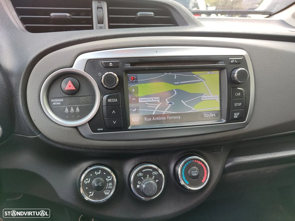 Toyota Yaris 1.4 D-4D Sport+P.Techno +Navi - 18