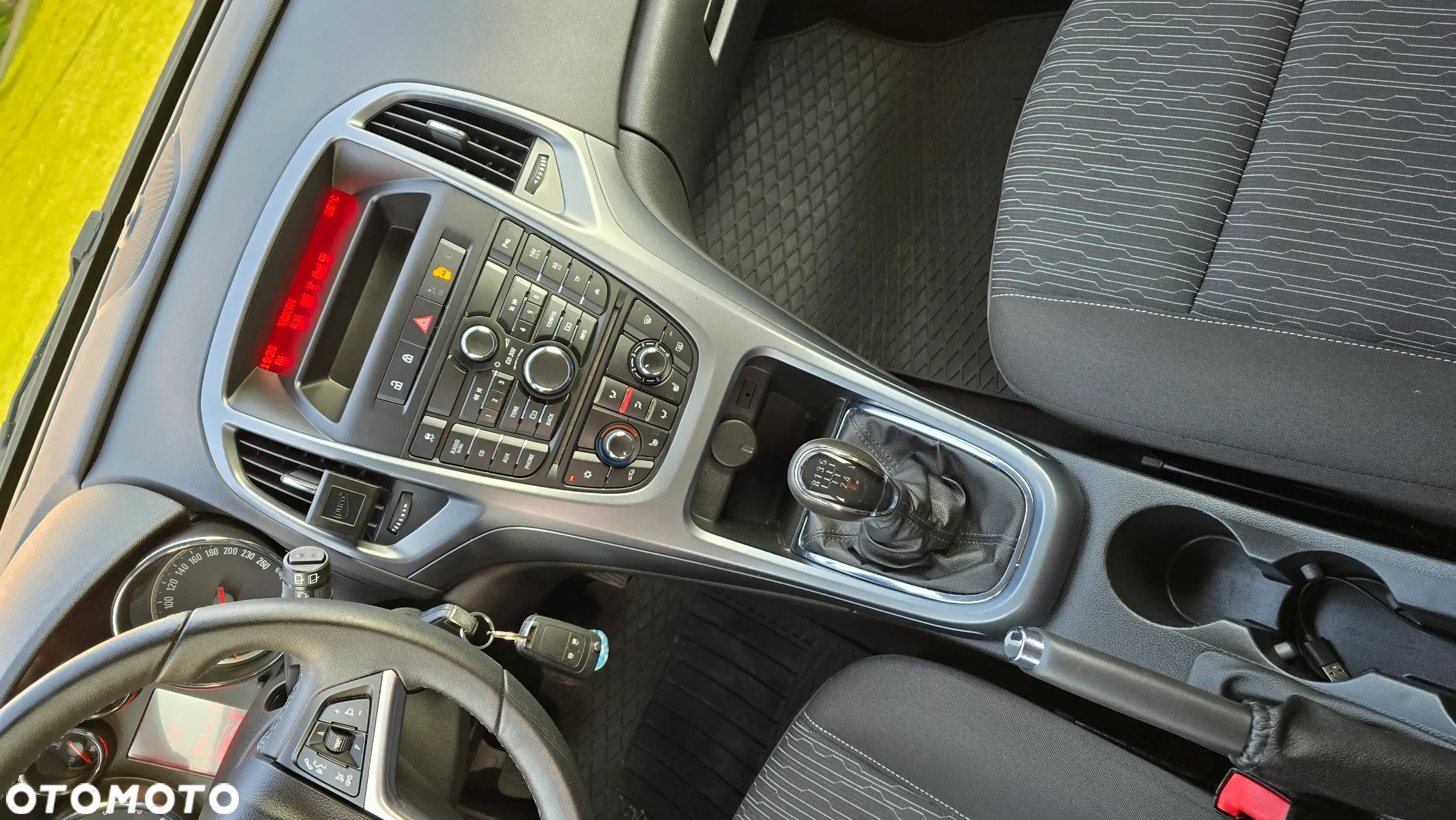 Opel Astra - 14