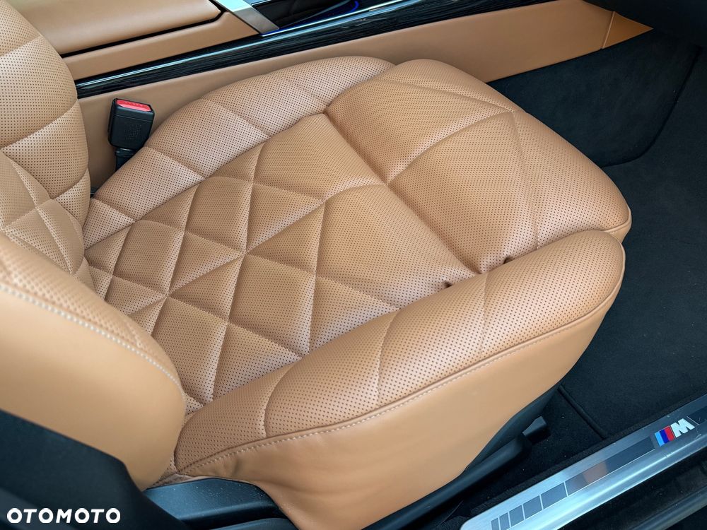 BMW Seria 7 730d xDrive sport - 21