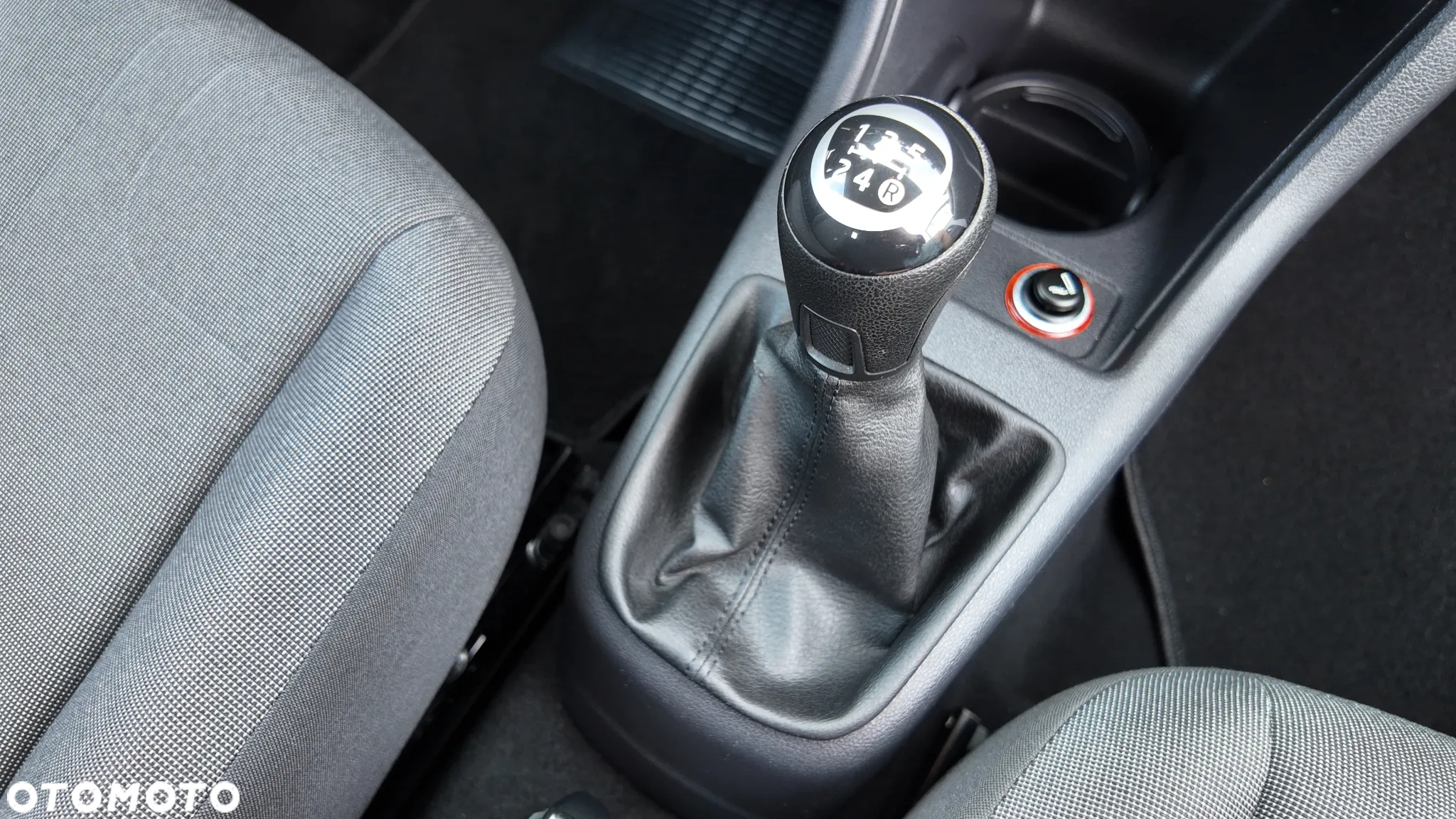 Volkswagen up! (BlueMotion Technology) beats - 38