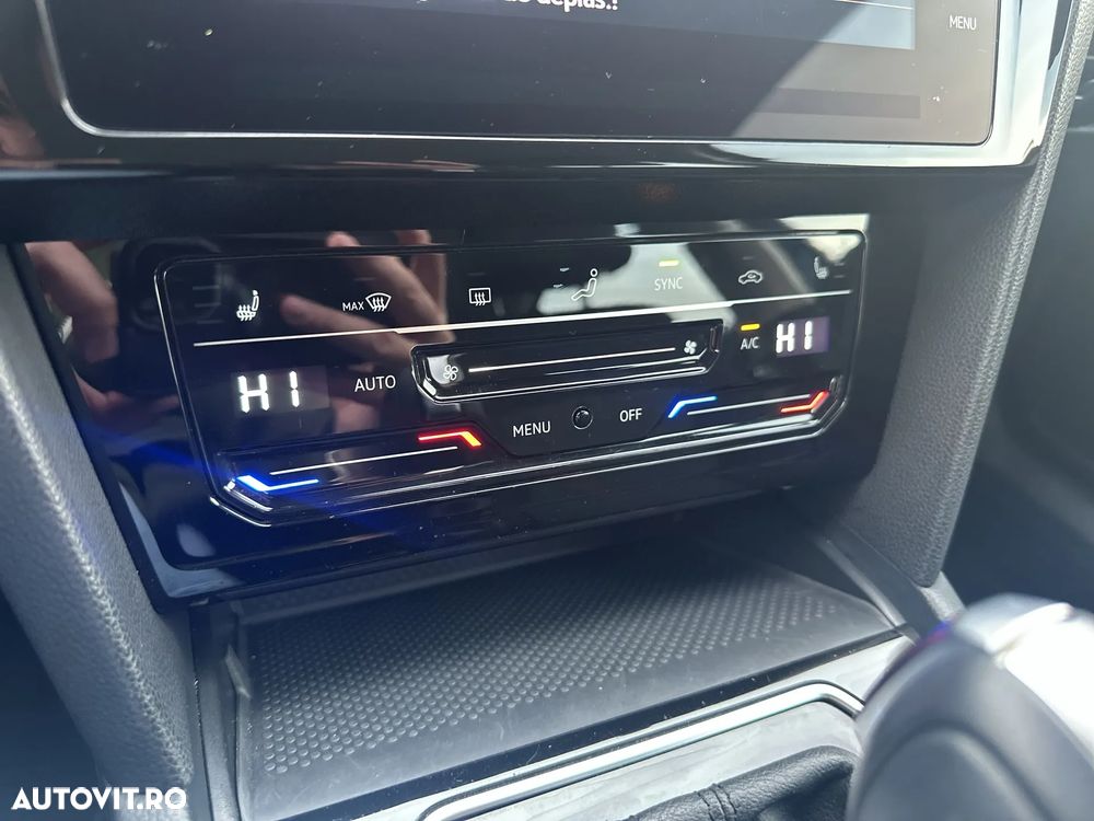 Volkswagen Passat 2.0 TDI DSG Comfortline - 23