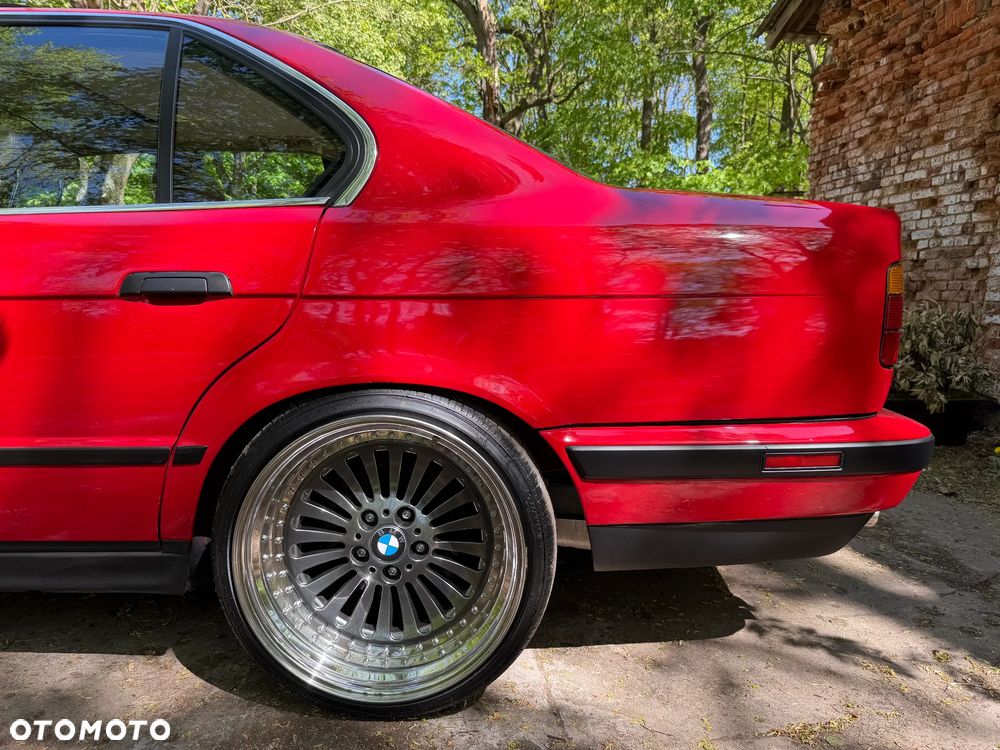 BMW Seria 5 535i - 12