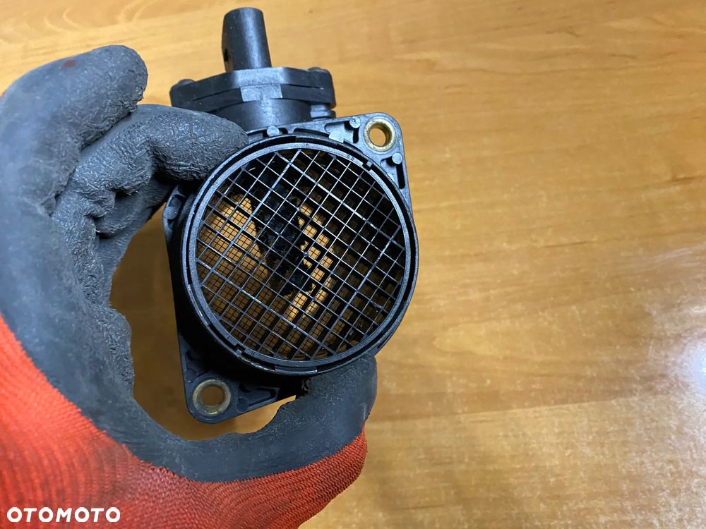 PRZEPŁYWOMIERZ 0280217121 006A906461 AUDI A3 8L VS SKODA SEAT - 3