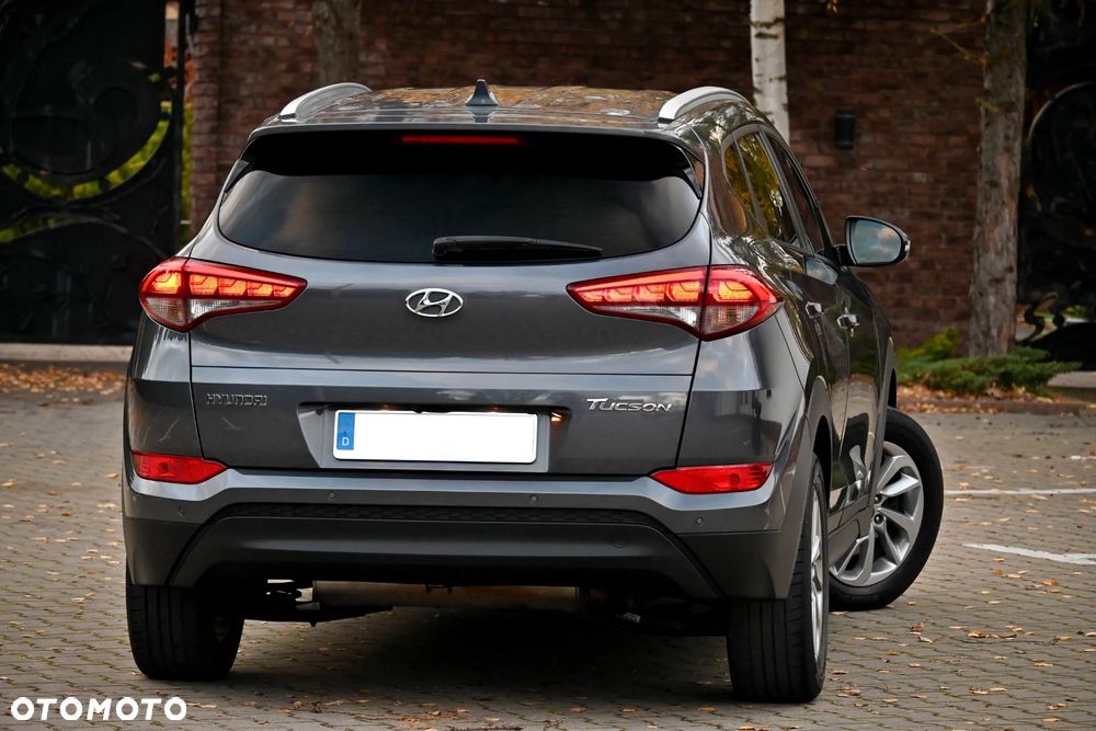 Hyundai Tucson 1.6 GDI BlueDrive GO 2WD - 18