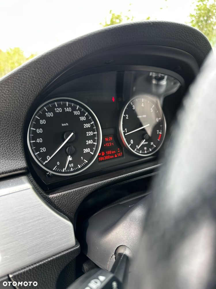 BMW Seria 3 320i M Sport Edition - 26