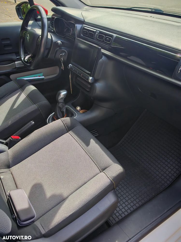 Citroën C3 1.2 PureTech BVM Shine - 12