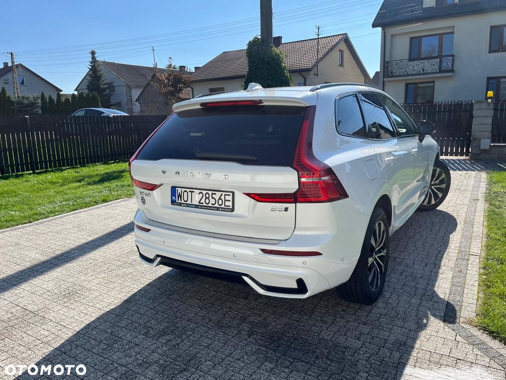 Volvo XC 60 B5 B AWD Plus Dark - 11