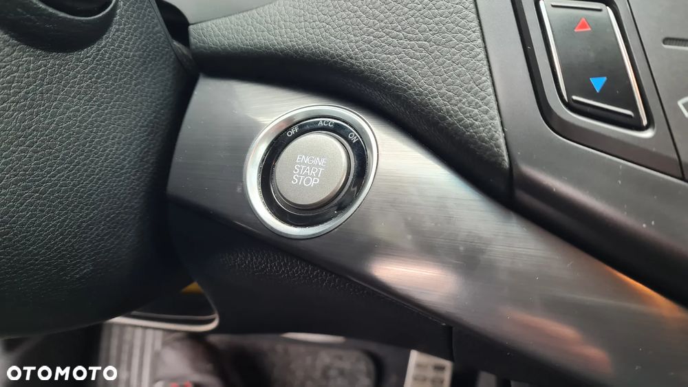 Hyundai i40 Kombi 1.7 CRDi DCT Premium - 19