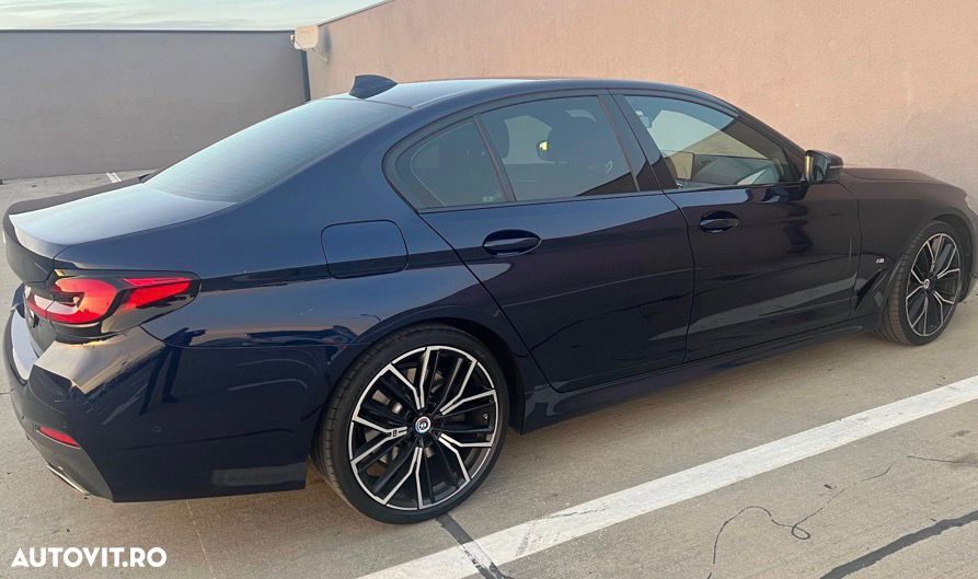 BMW Seria 5 540d xDrive AT MHEV - 12