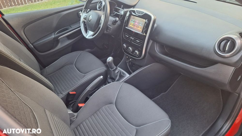 Renault Clio - 13