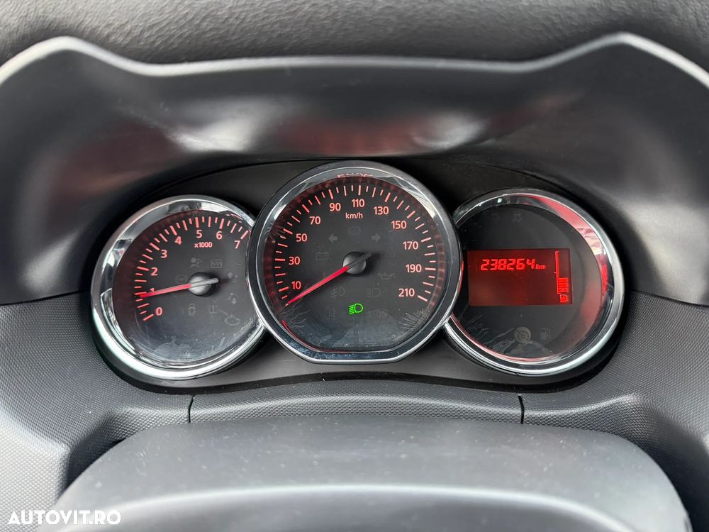 Dacia Duster dCi 110 FAP 4x2 Prestige - 30