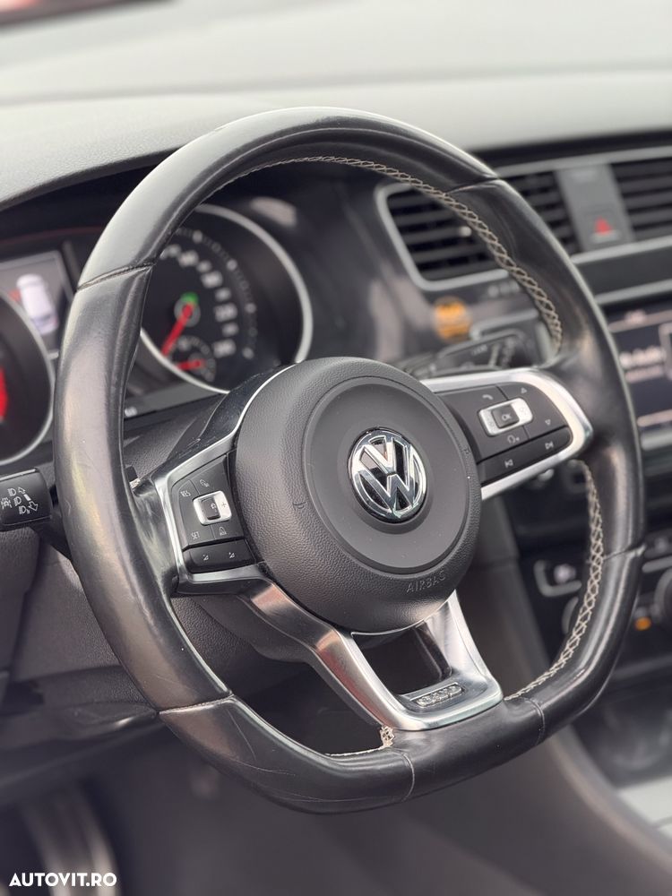 Volkswagen Golf 2.0 TDI DSG GTD - 13