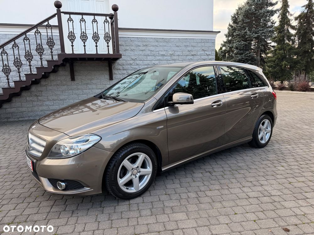 Mercedes-Benz B-Class 2013 photo 4