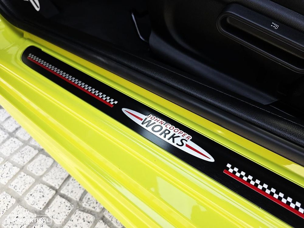MINI 3 Portas John Cooper Works Auto Desportiva - 41