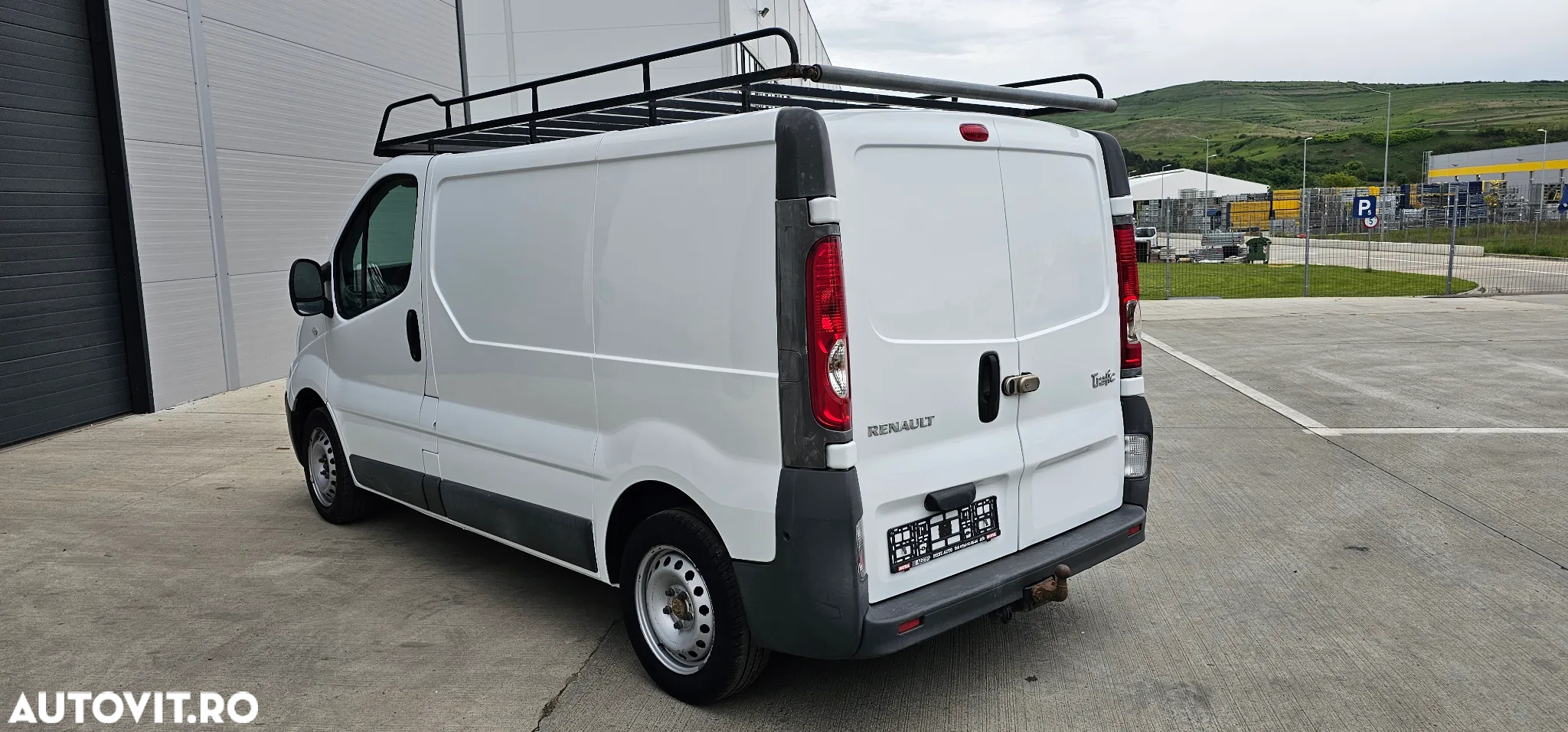 Renault Trafic 2.0 dCi 115 Combi L1H1 - 4