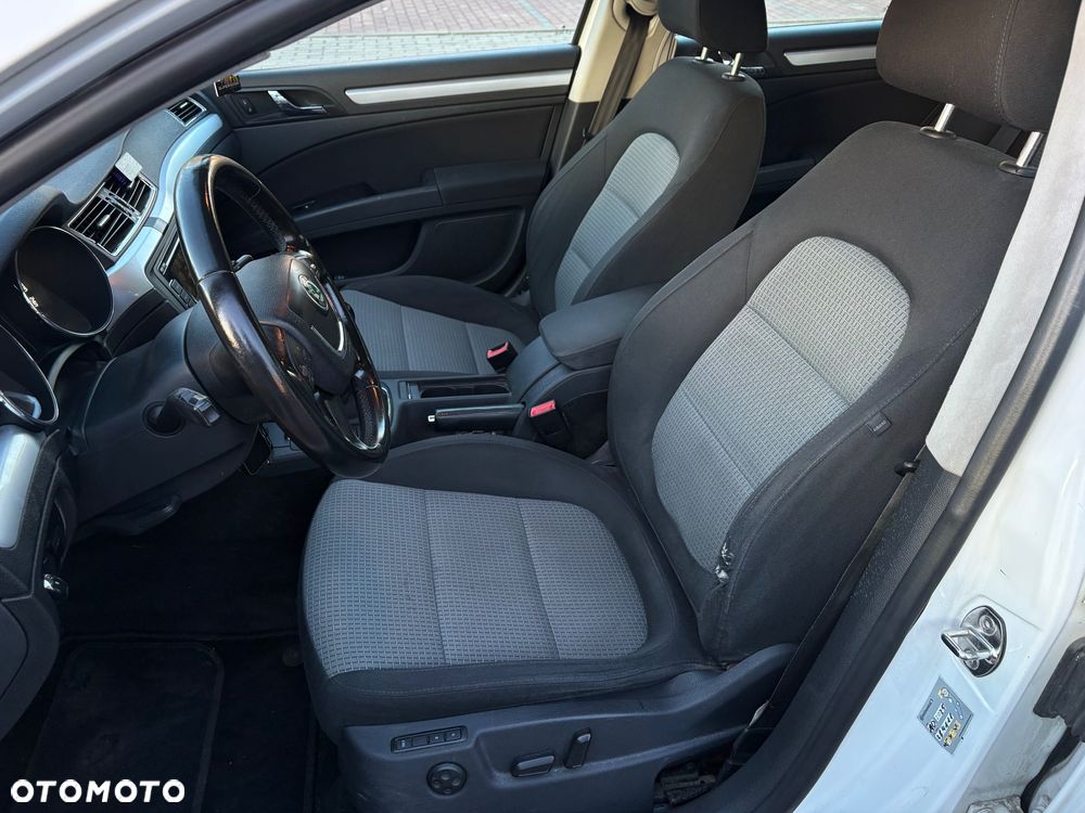 Skoda Superb 1.6 TDI Comfort - 8