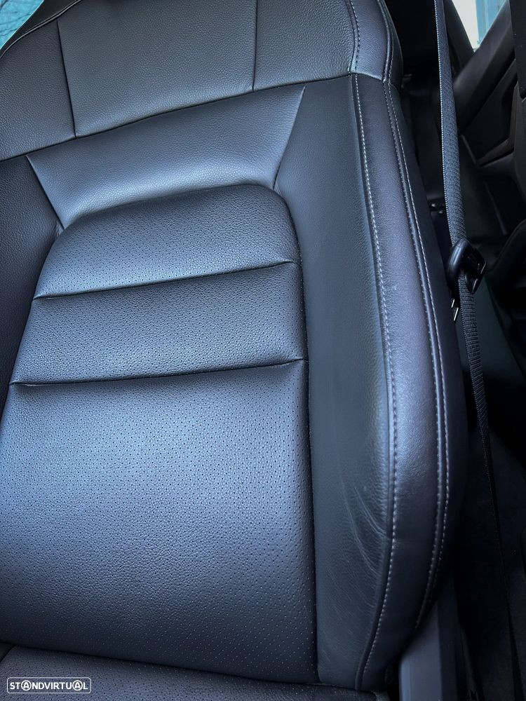 Porsche Taycan Bateria Performance Plus - 13