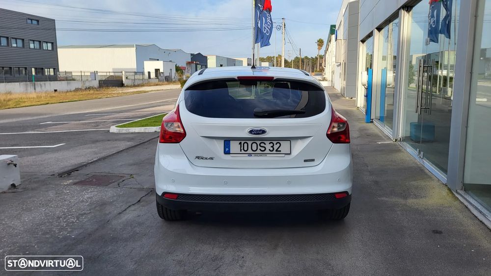 Ford Focus 1.0 EcoBoost S&S TITANIUM - 6