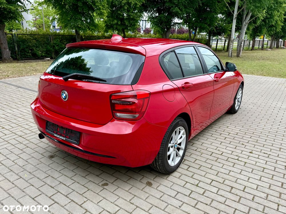 BMW Seria 1 118i Sport Line - 12