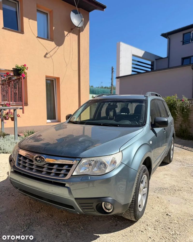 Subaru Forester 2.0 XA TRE - 1