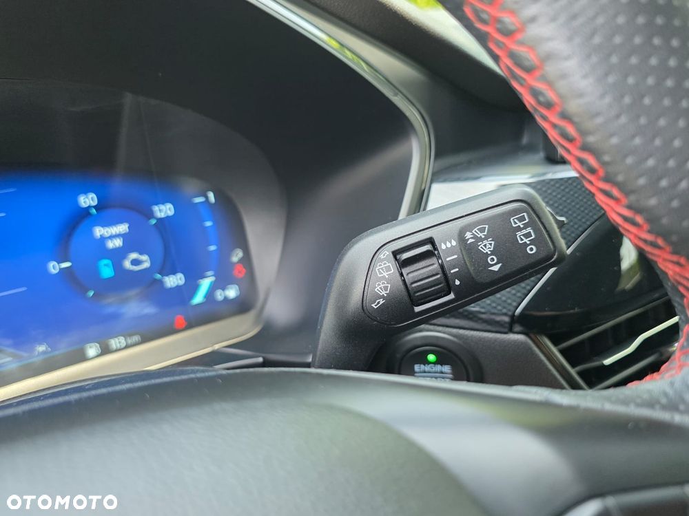 Ford Kuga 2.5 FHEV FWD ST-Line X - 19
