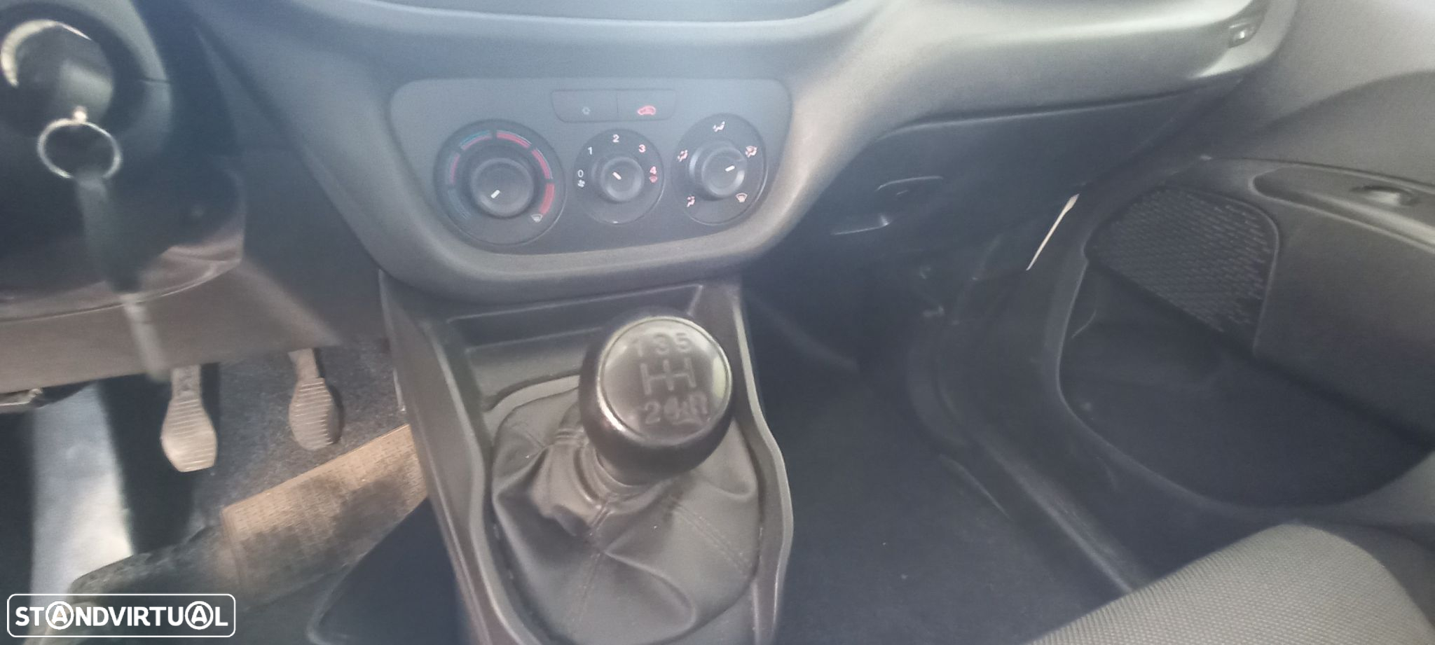 Fiat Doblo Dobló Cargo 1.3 Mj Easy 3l - 7