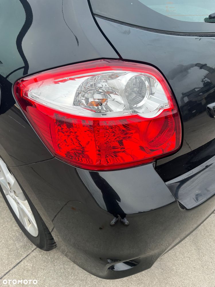 Toyota Auris 1.33 VVT-i - 32