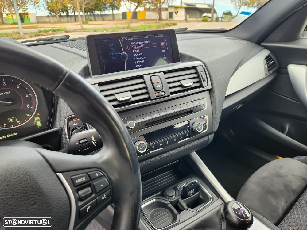 BMW 125 d Pack M - 36