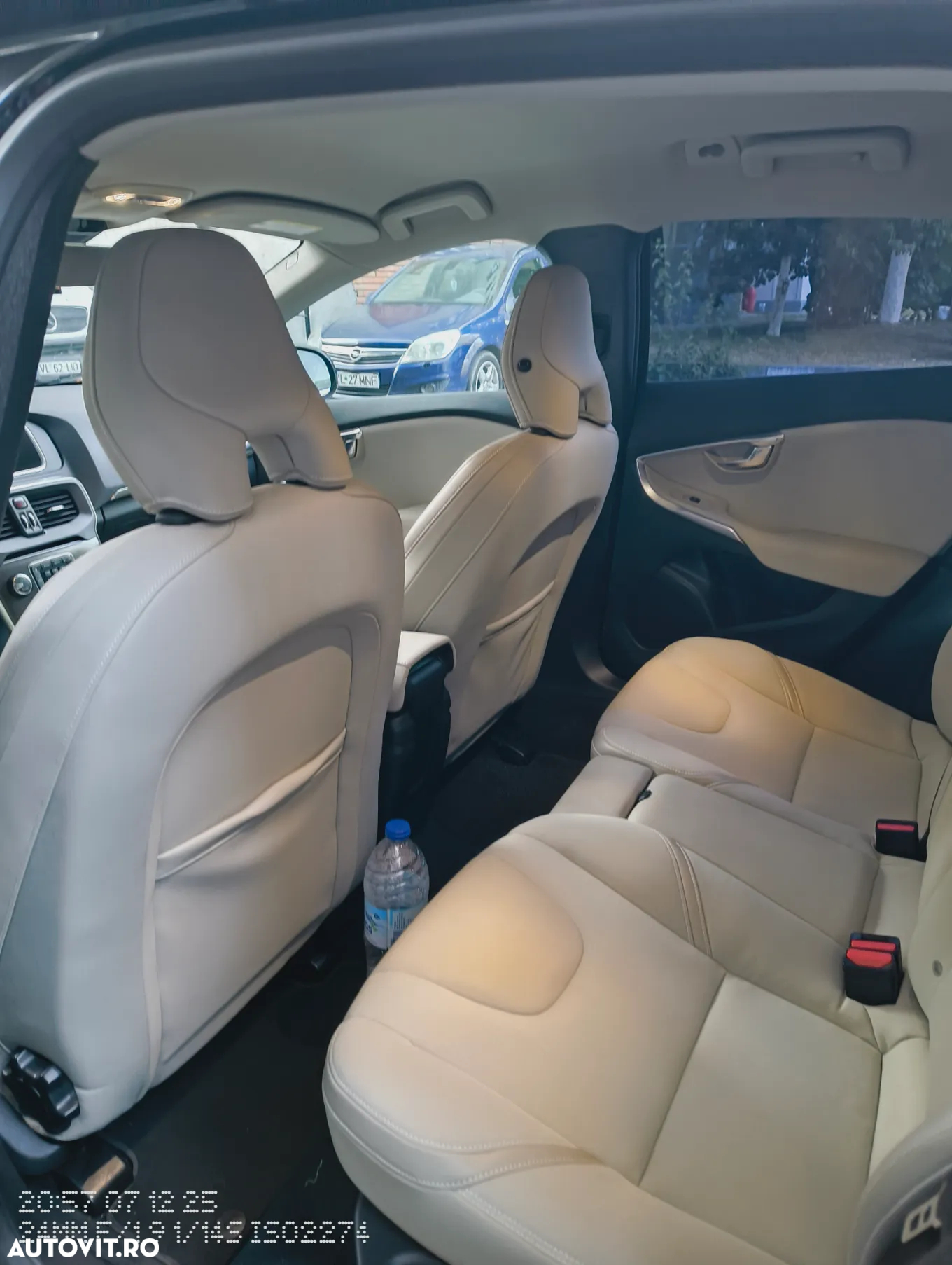 Volvo V40 D3 Momentum - 2
