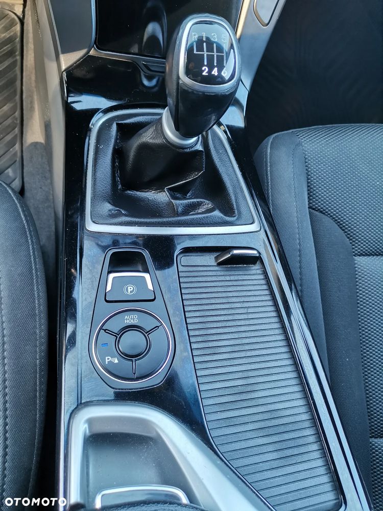 Hyundai i40 - 16