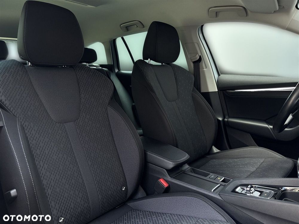 Skoda Octavia 1.5 TSI GPF ACT Style DSG - 32