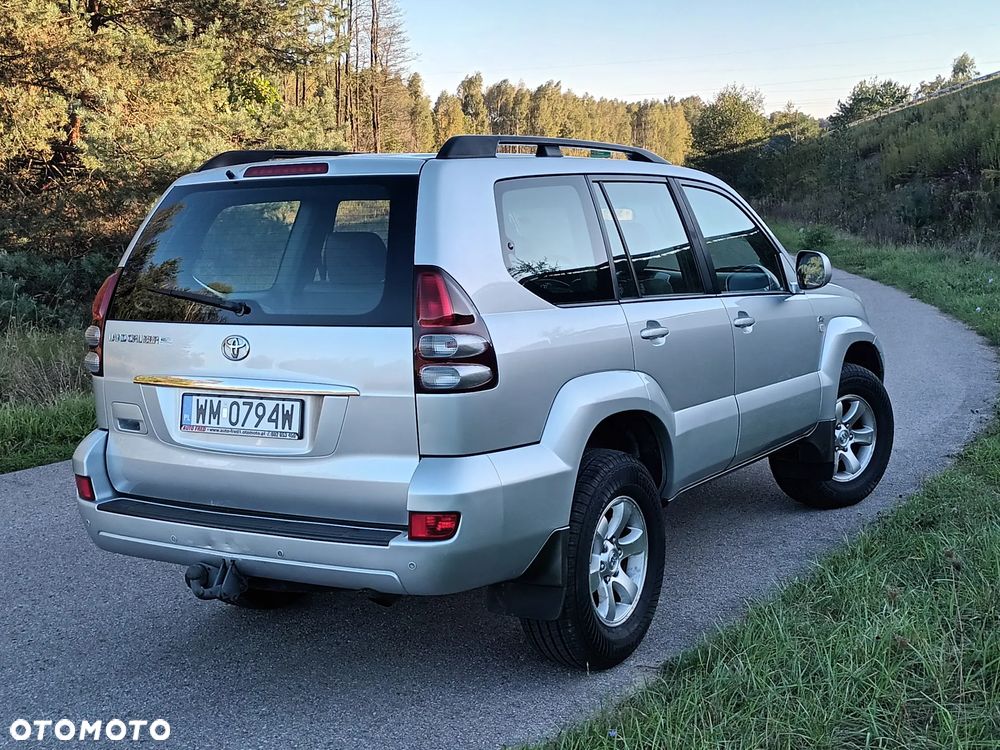 Toyota Land Cruiser - 10