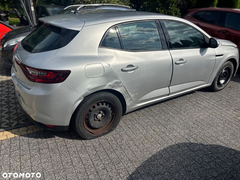 Renault Megane - 5