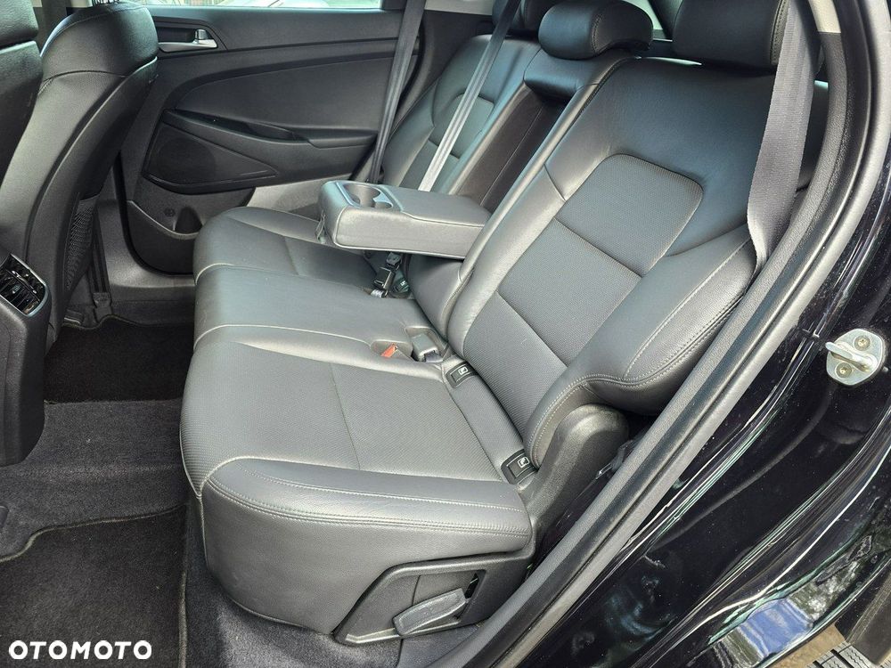 Hyundai Tucson - 12