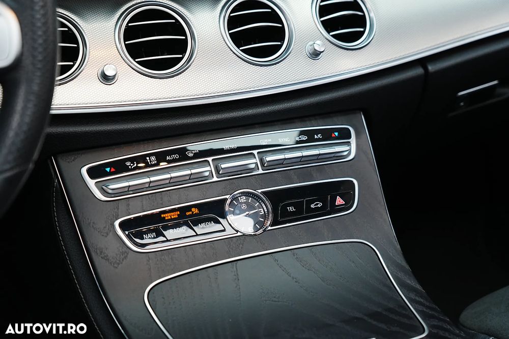 Mercedes-Benz E 200 d 9G-TRONIC AMG Line - 36