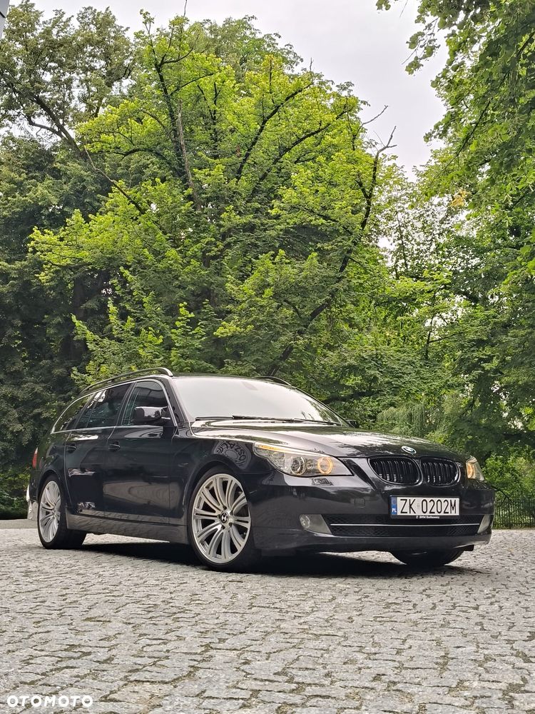 BMW Seria 5 525d - 2