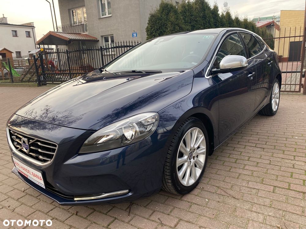 Volvo V40 D2 - 2